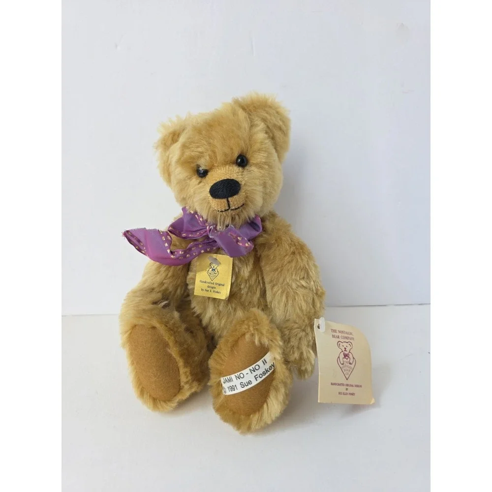 Artist Teddy Bear Sue Ellen Foskey Nostalgic bear jointed head moves tail w/ tag